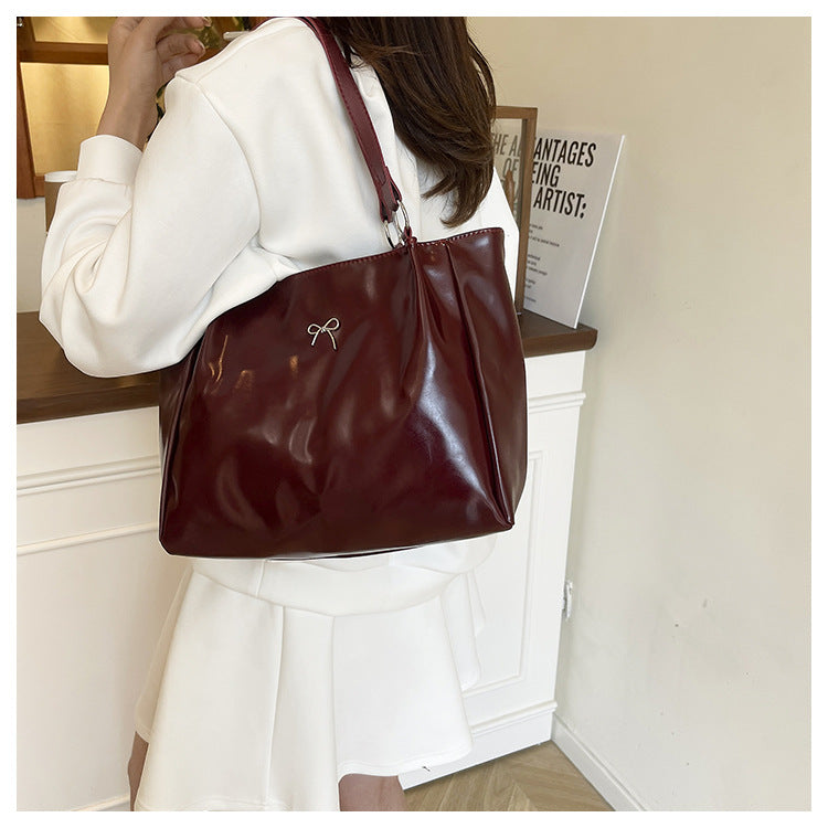 Elegant Glossy Hobo Handbag Acalora