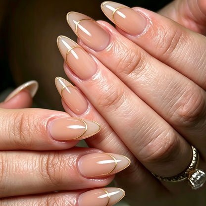 Artificial nails with elegant gold lines Acalora