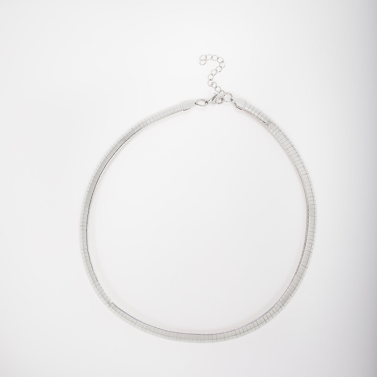 Elegant Statement Wire Choker Acalora