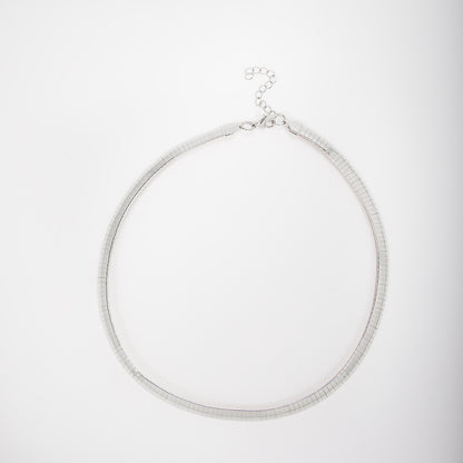 Elegant Statement Wire Choker Acalora