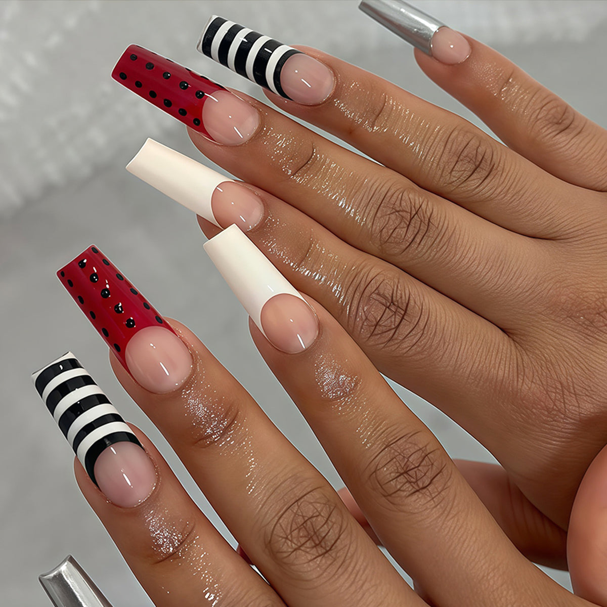 Decorative Long Press-On Nail Art Tips Acalora
