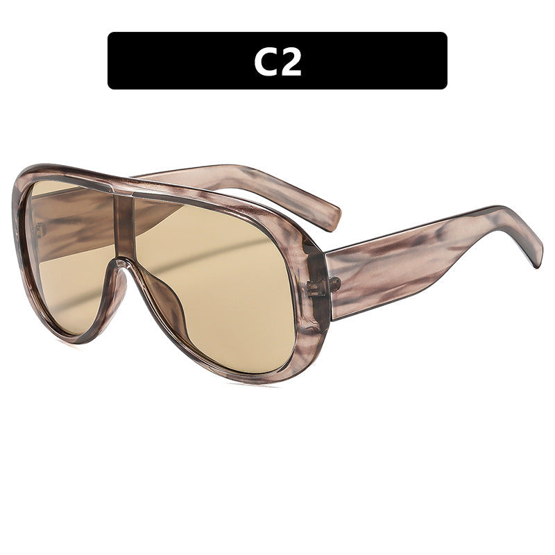 Women's oversized sports sunglasses in retro-inspired design Kalsten