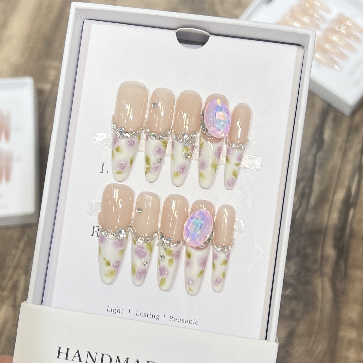 Decorative Floral Stiletto Press-On Nail Set Acalora