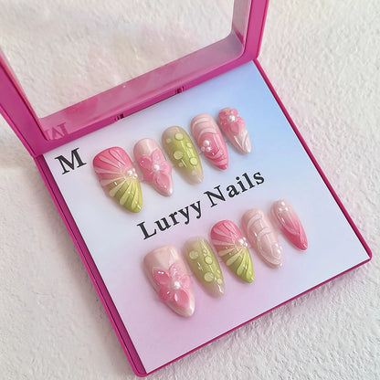 Artistic Nail Art Acalora