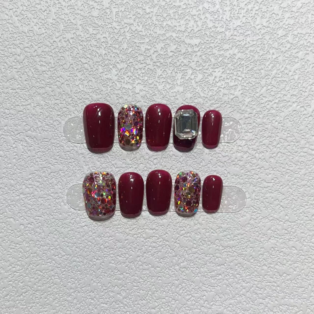 Elegant Press-On Nail Art Set with Gemstone Accents Acalora