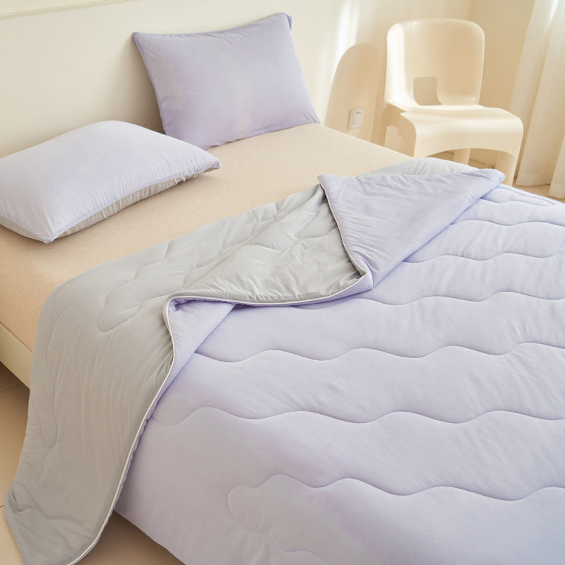Ultra-soft cooling summer blanket – Lightweight Ice Crepe Comforter, breathable & machine washable climate blanket | Karnz