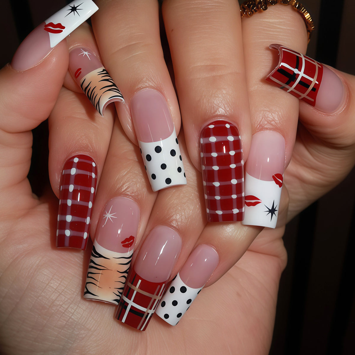 Artistic Press-On Nail Set with Unique Patterns Acalora
