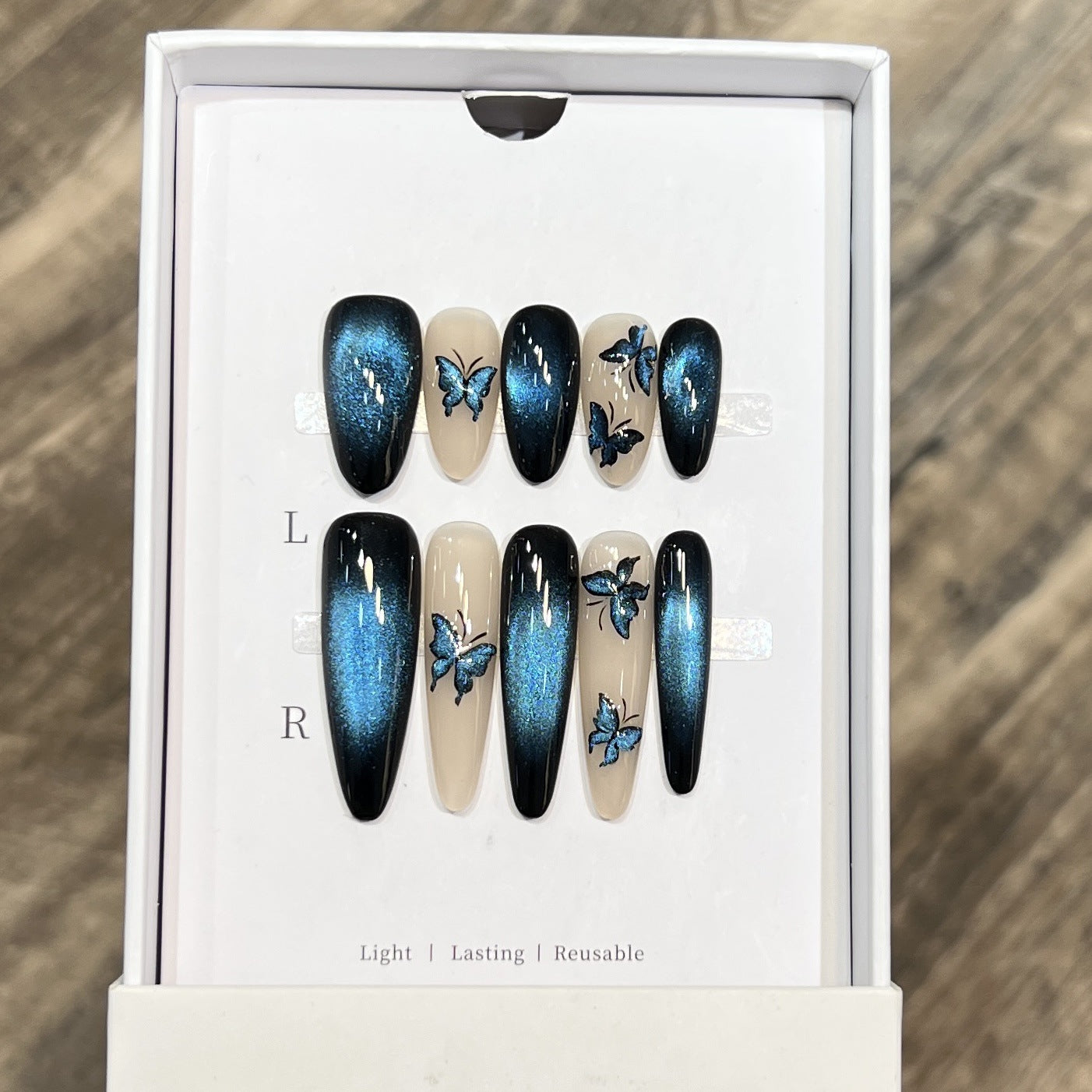 Artistic Butterfly-Accent Press-On Nail Set Acalora