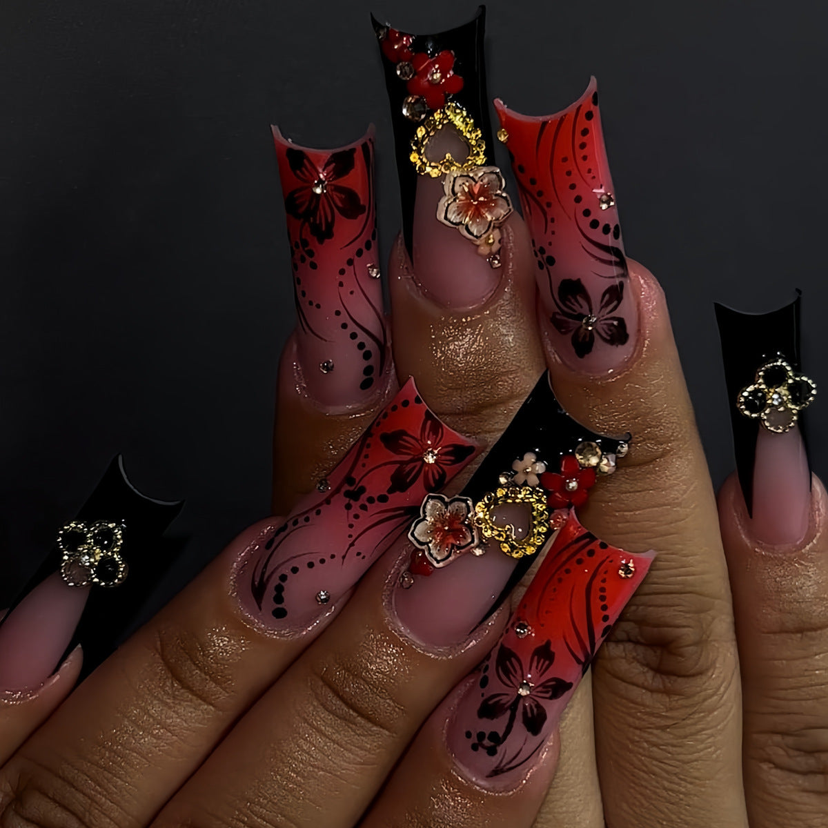 Decorative Floral Design Press-On Nails Acalora