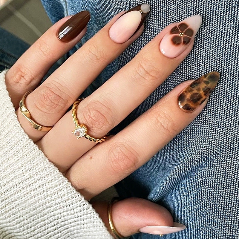 Artistic Press-On Nail Kit with Floral and Animal Prints Acalora