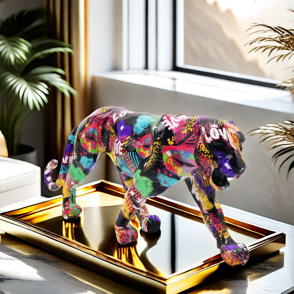 Decorative leopard figure made of resin Acalora