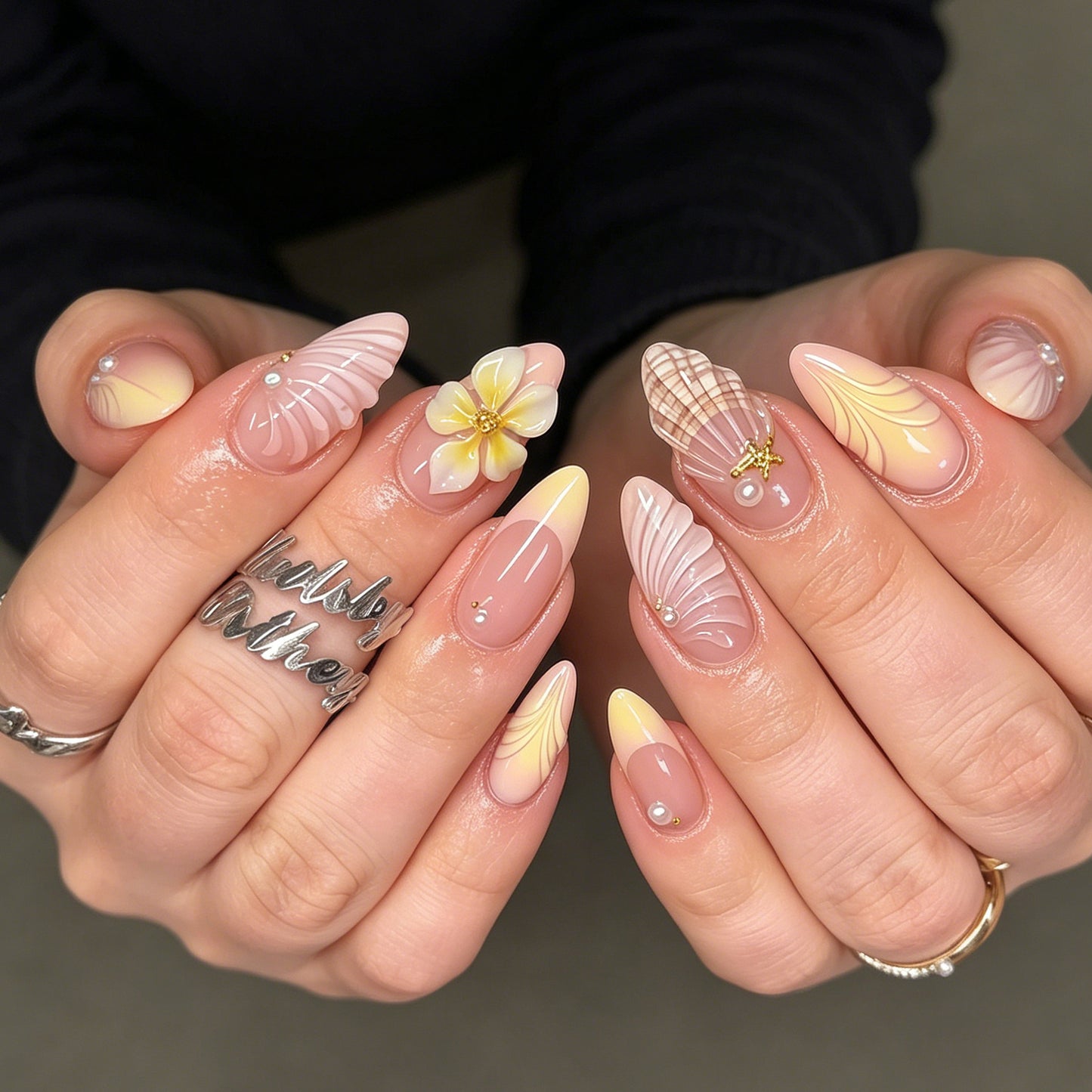 Decorative Press-On Nail Art Set Acalora