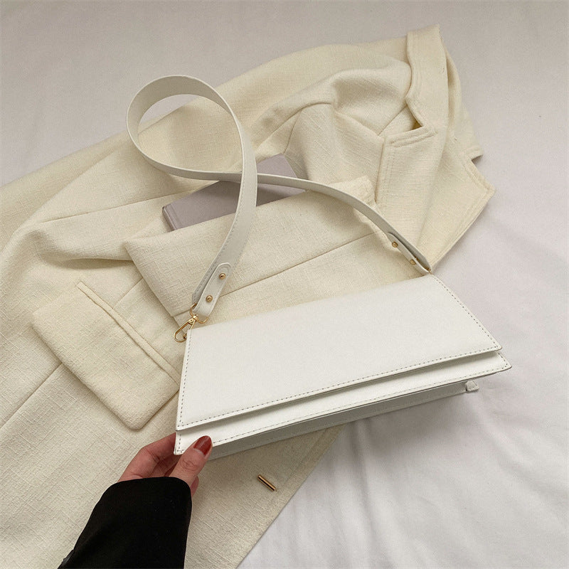 Minimalist Structured Crossbody Bag Acalora