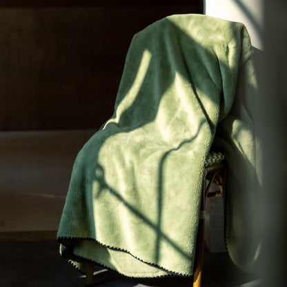 Soft Plush Throw Blanket