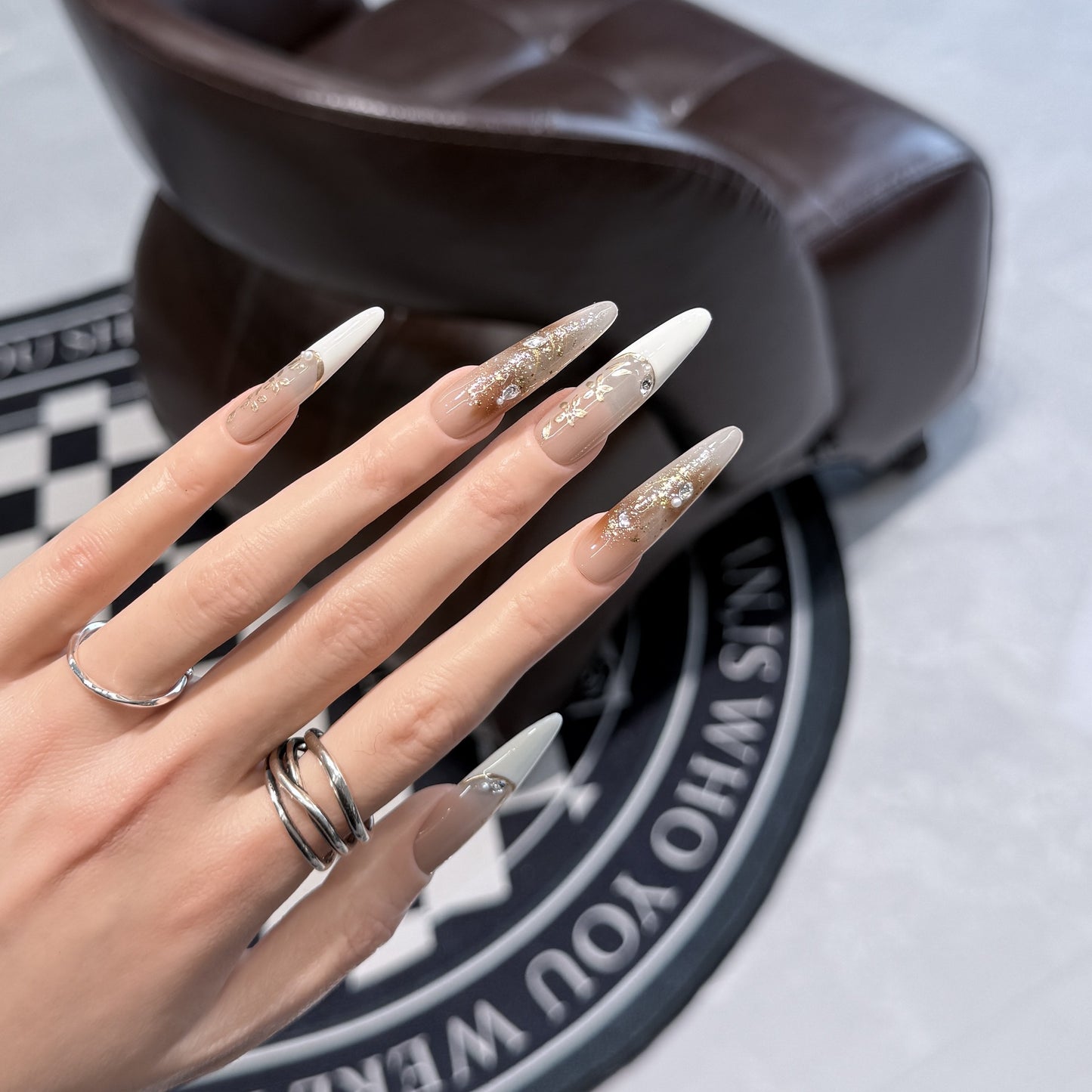 Elegant Stiletto Press-On Nail Set with Floral and Glitter Design Acalora