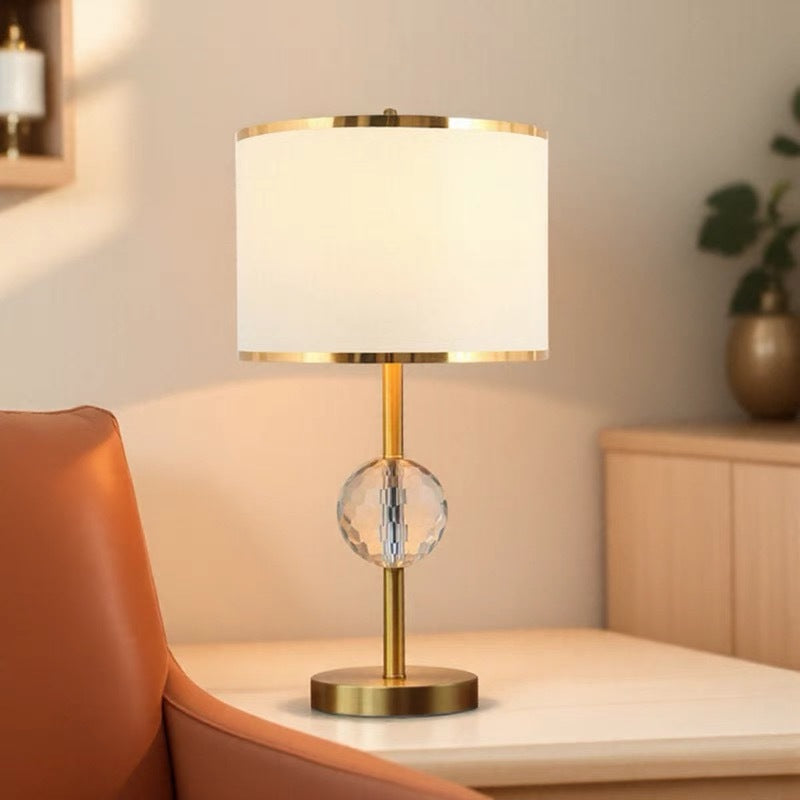 Elegant Crystal Accent Table Lamp