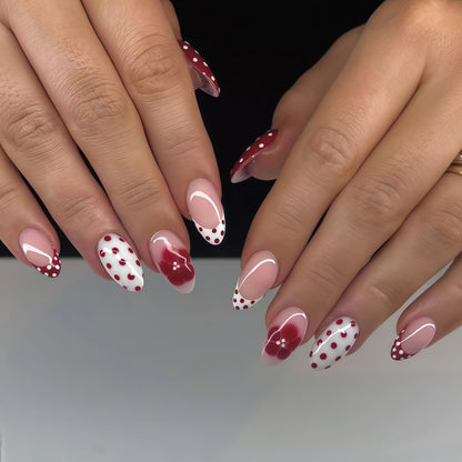 Playful retro style artificial nails Acalora