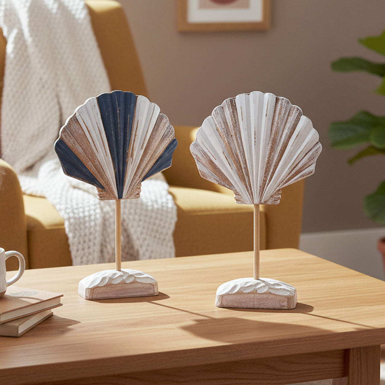 Elegant Shell Table Stand