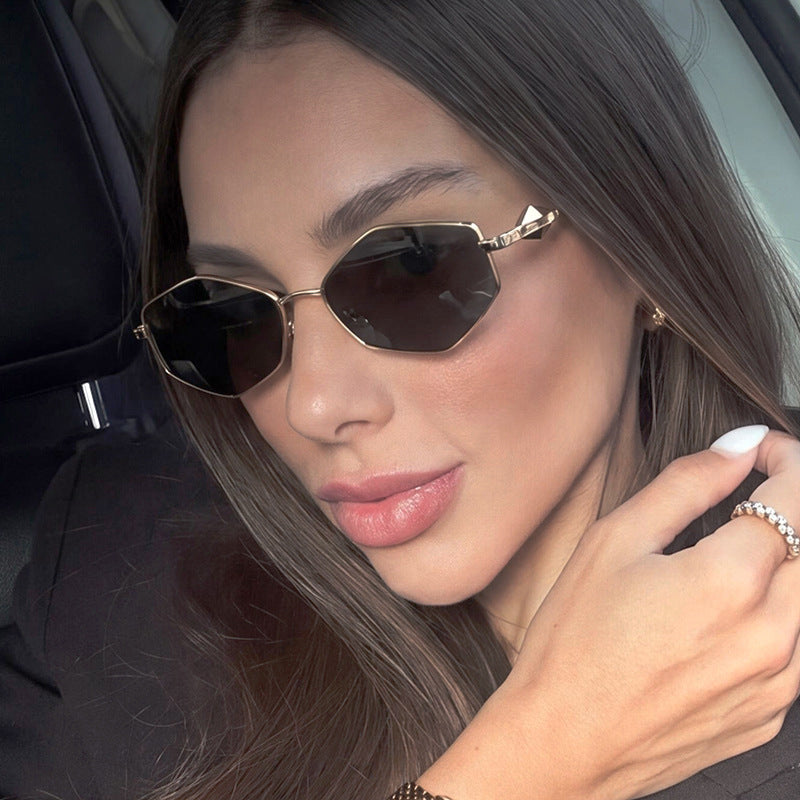 Women's geometric sunglasses with protective UV filter and high-end metal frame Karnz