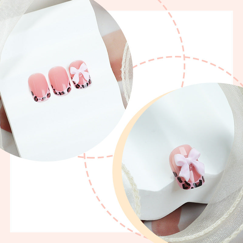 Stylish Press-On Nail Art Set with Decorative Floral Designs Acalora