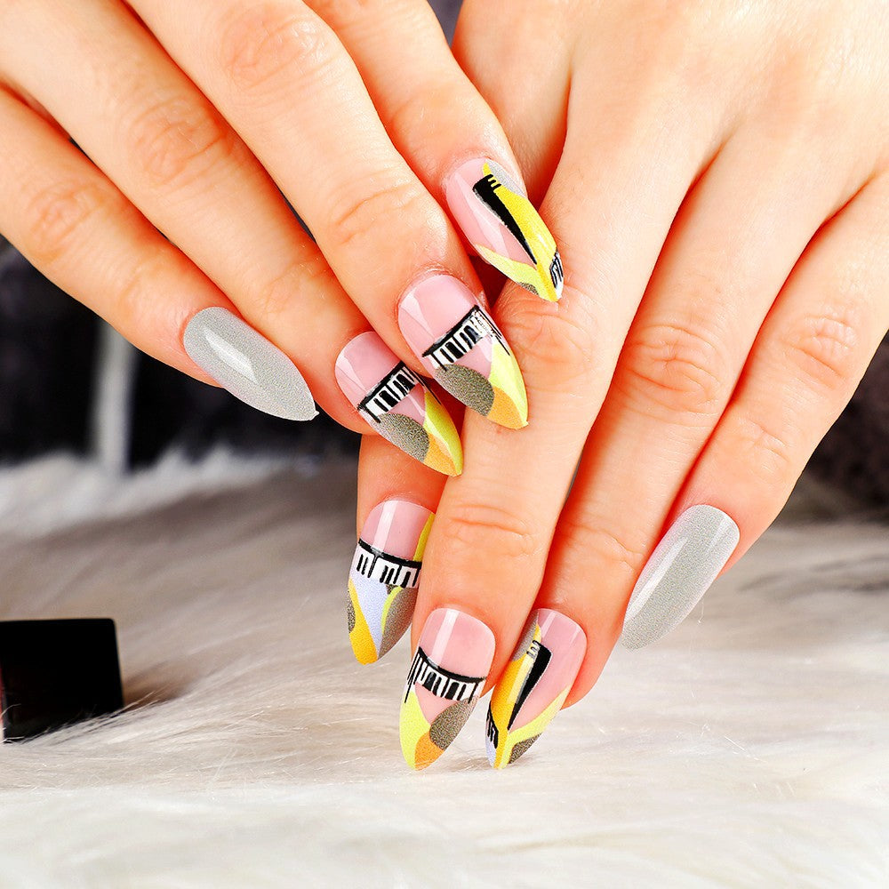 Creative design artificial nails with piano keys motif Acalora