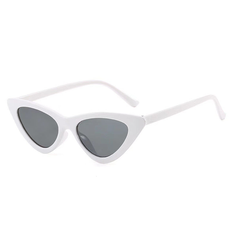 Ladies Cat-Eye Sunglasses with Elegant Tortoiseshell Pattern Bowlift
