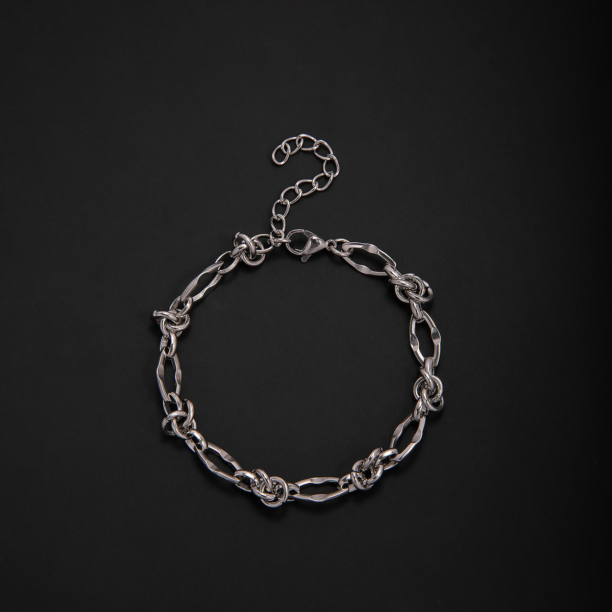 Elegant Geometric Link Bracelet Acalora