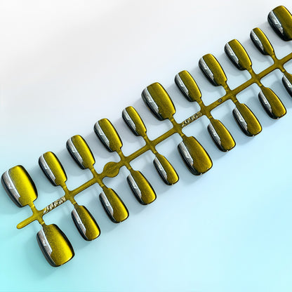 Artificial nails in luxurious gradient Acalora
