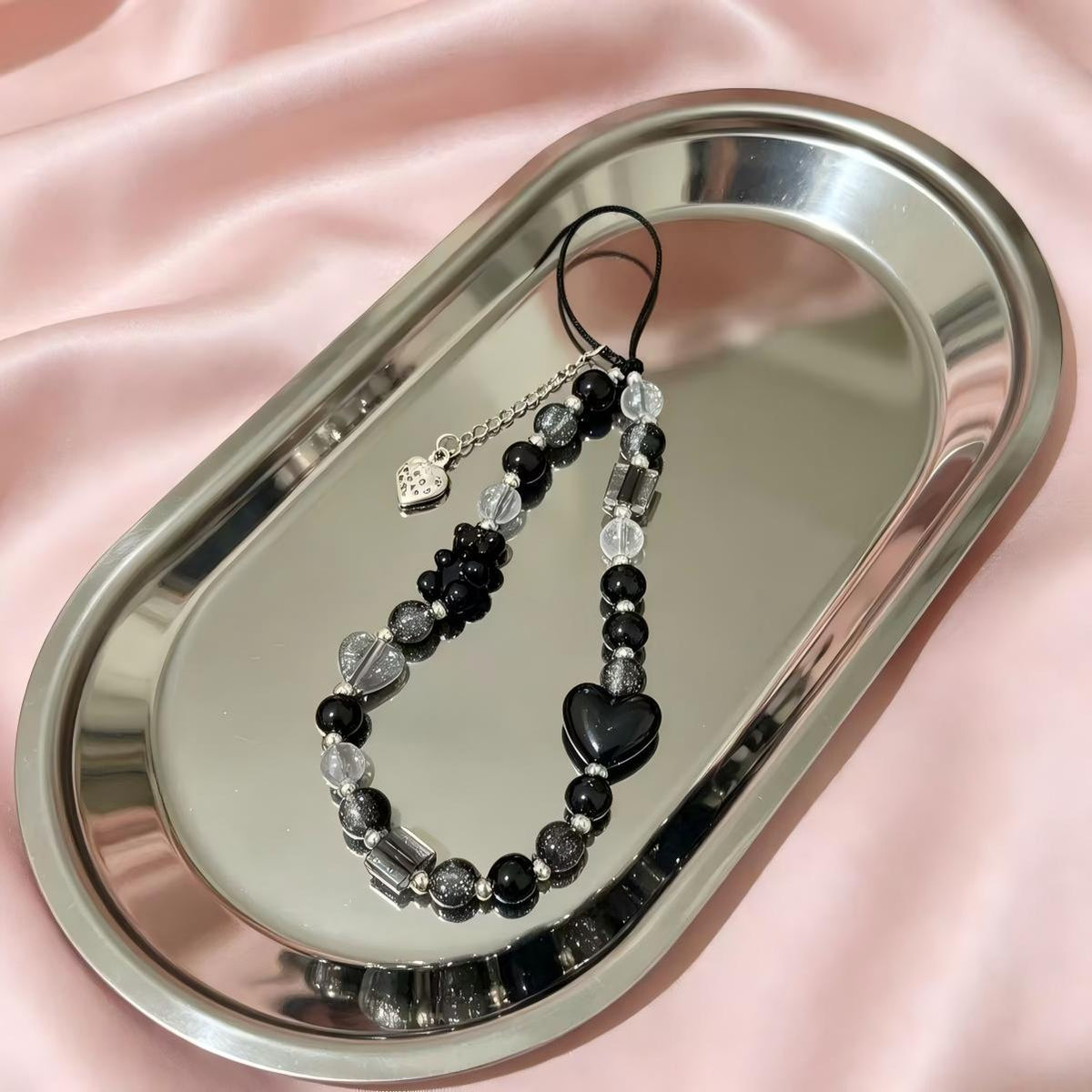 Heart-Themed Beaded Necklace Acalora