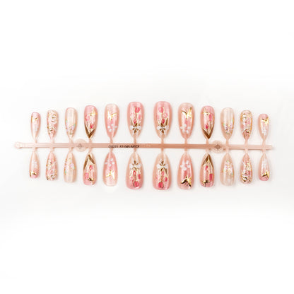 Artificail nail set with floral and golden accent Acalora