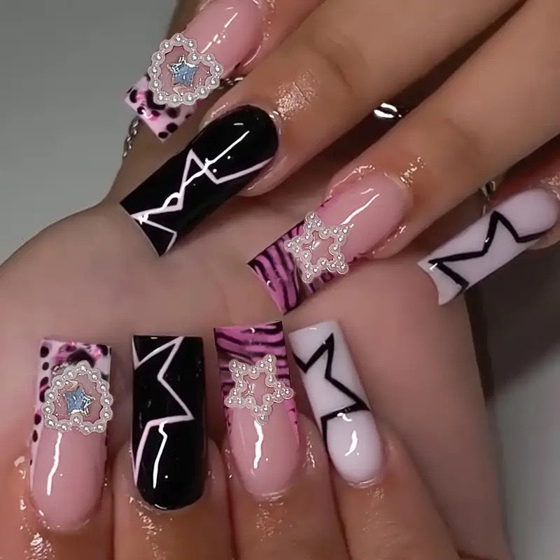 Decorative Press-On Nail Art with Pearl Accents Acalora