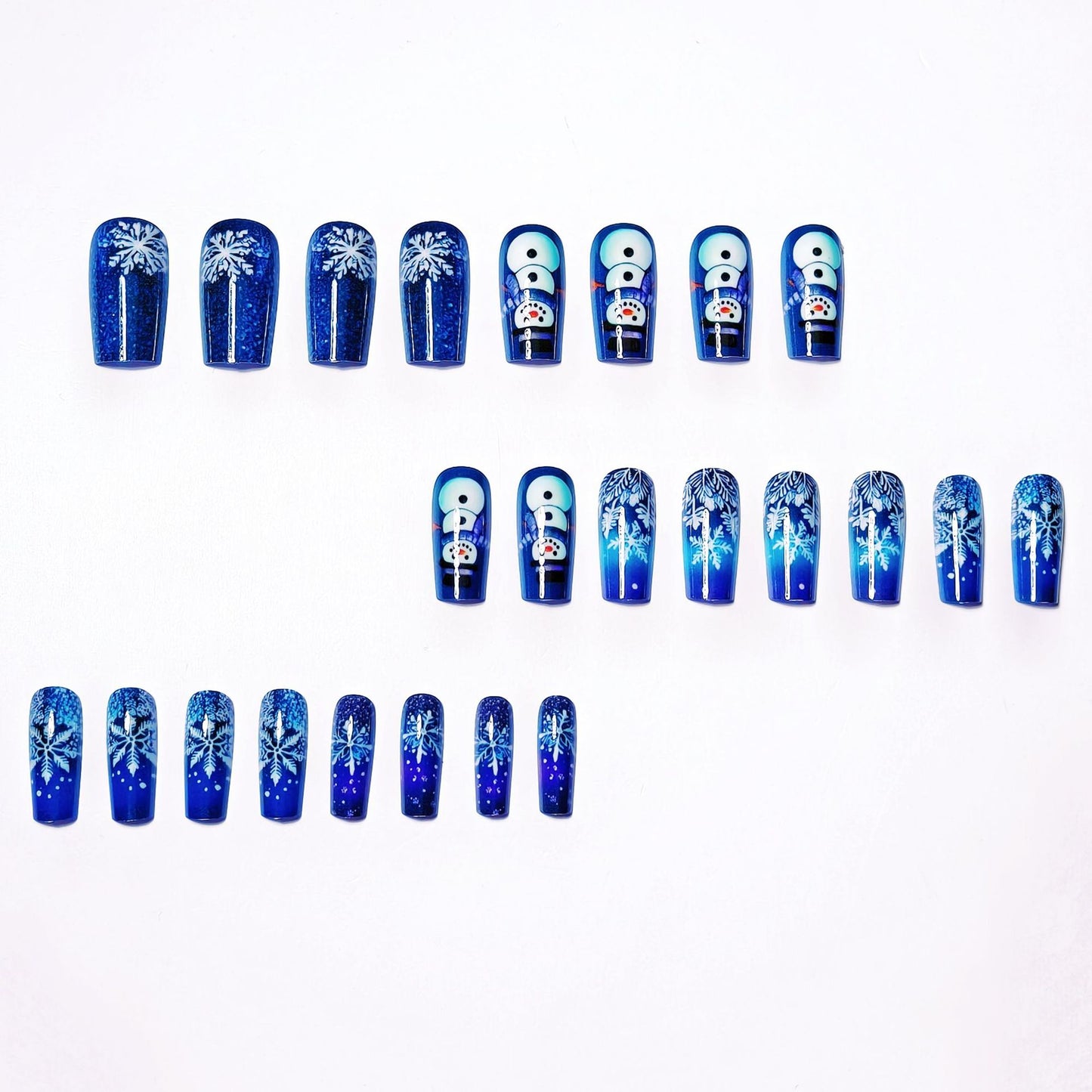 Winter Wonderland-Themed Nail Art Acalora