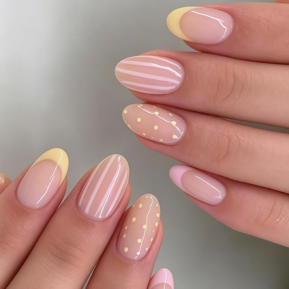 Artificial nails with modern patterns and elegant accents Acalora