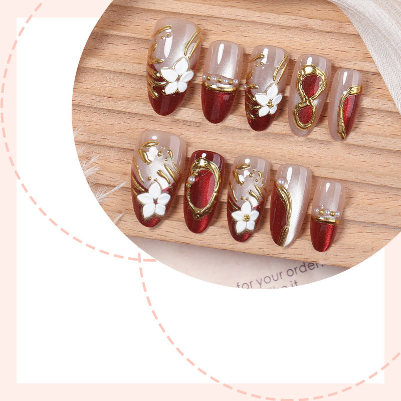Artistic Press-On Nail Set with Floral and Metallic Accents Acalora