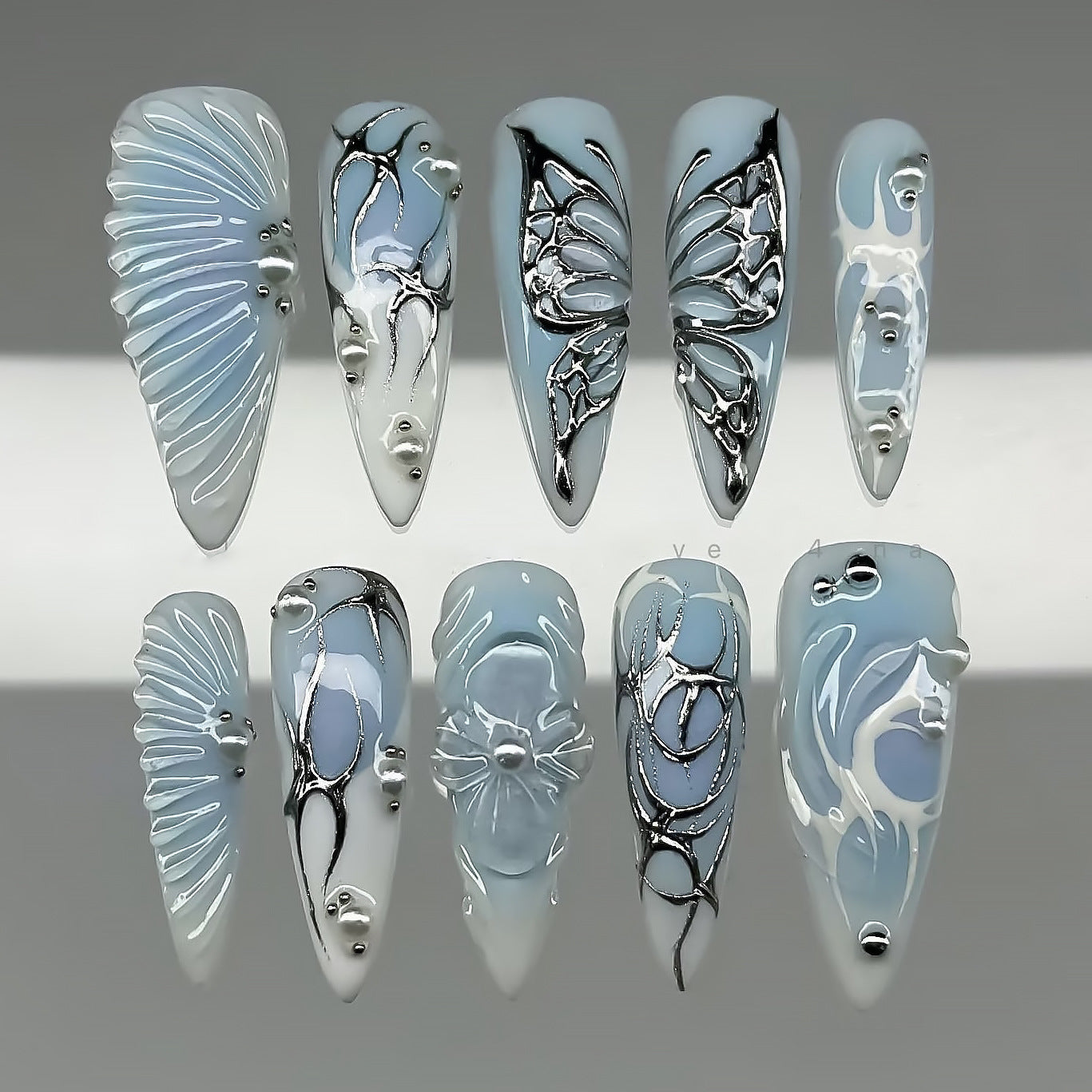 Decorative Press-On Nail Art Set with Oceanic Designs Acalora