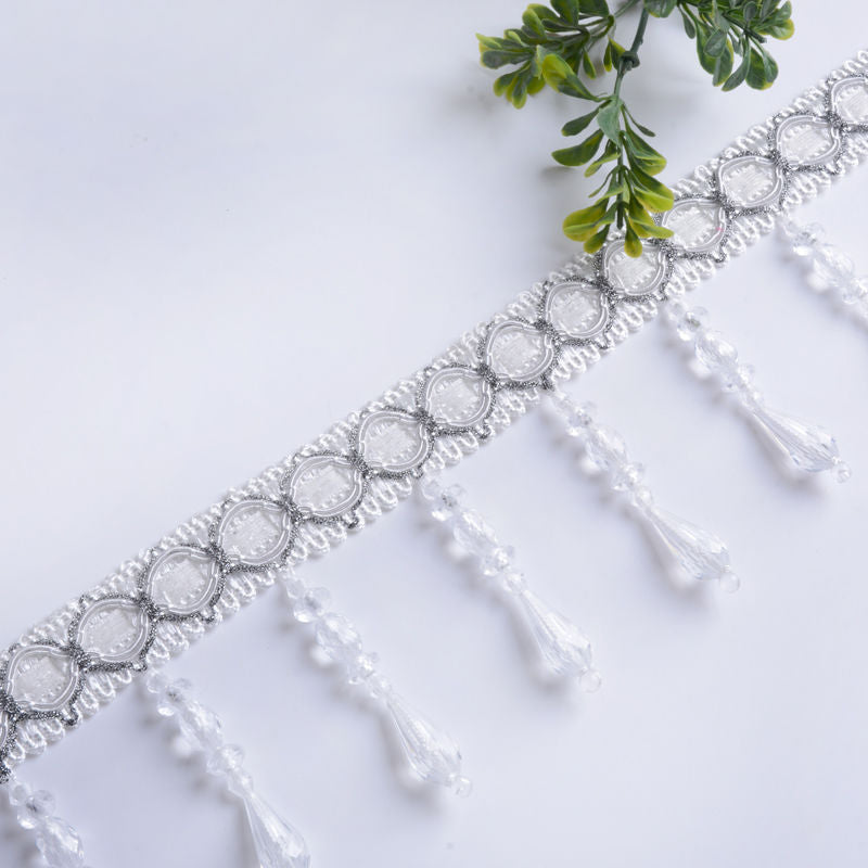 Embellished lace edge Acalora