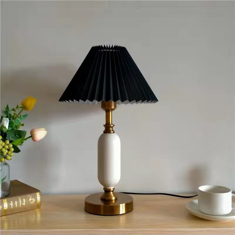 Vintage-Inspired Table Lamp