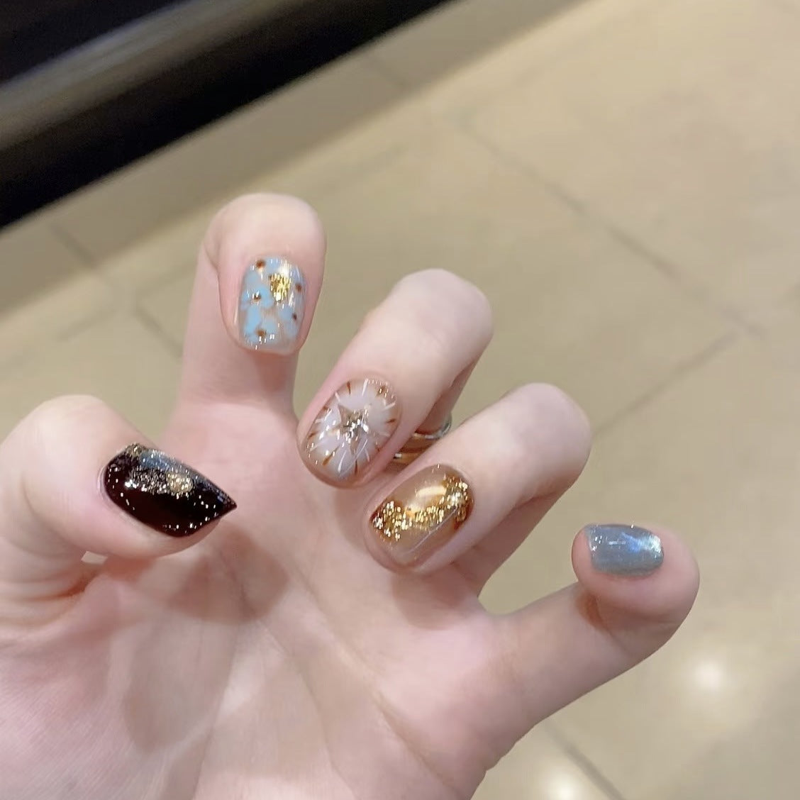 Stylish Glitter Press-On Nail Set Acalora