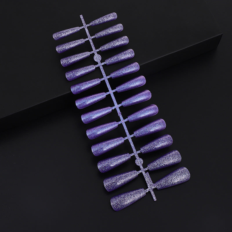 Nail art set with glitter and elegant transitions Acalora