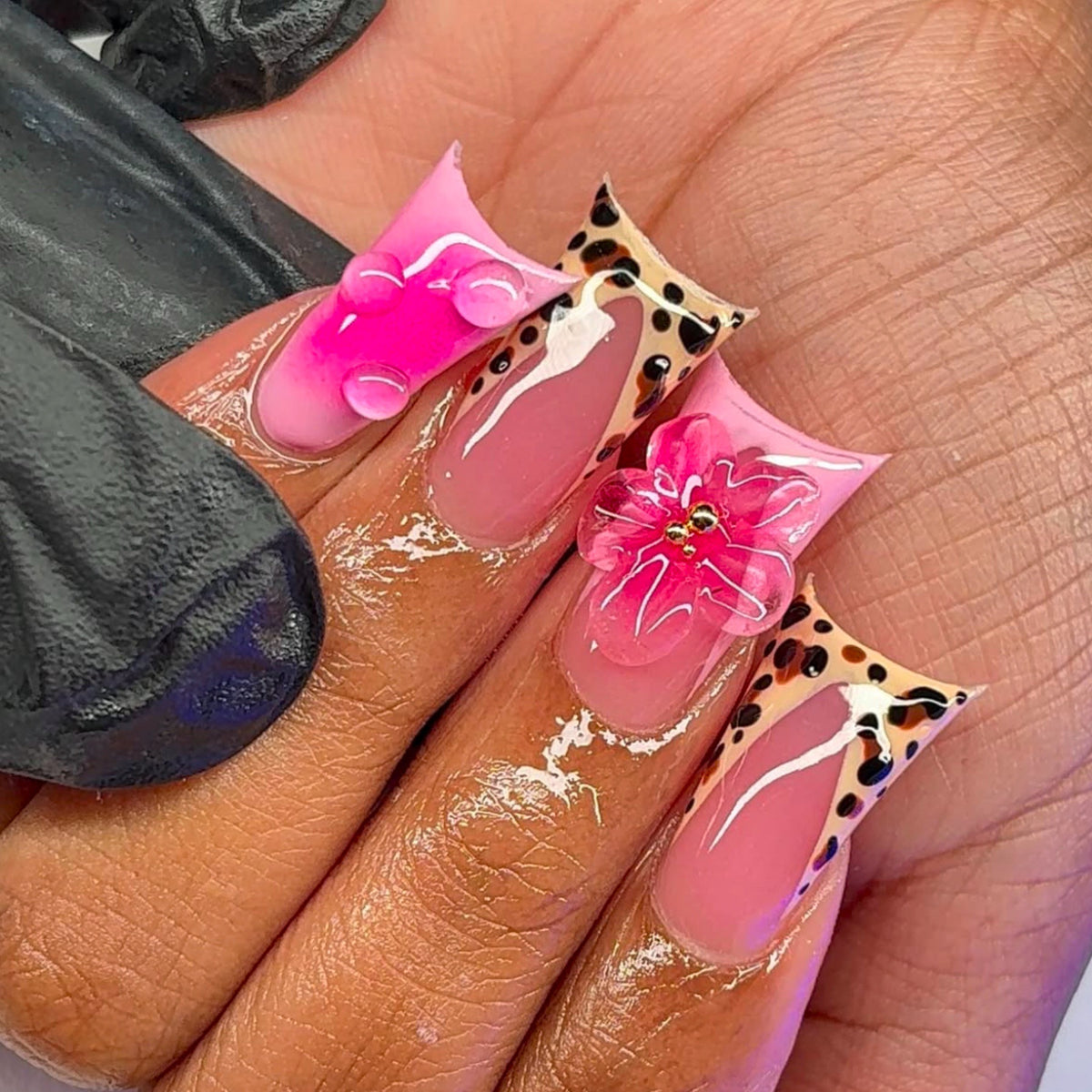 Artistic Nail Design Acalora