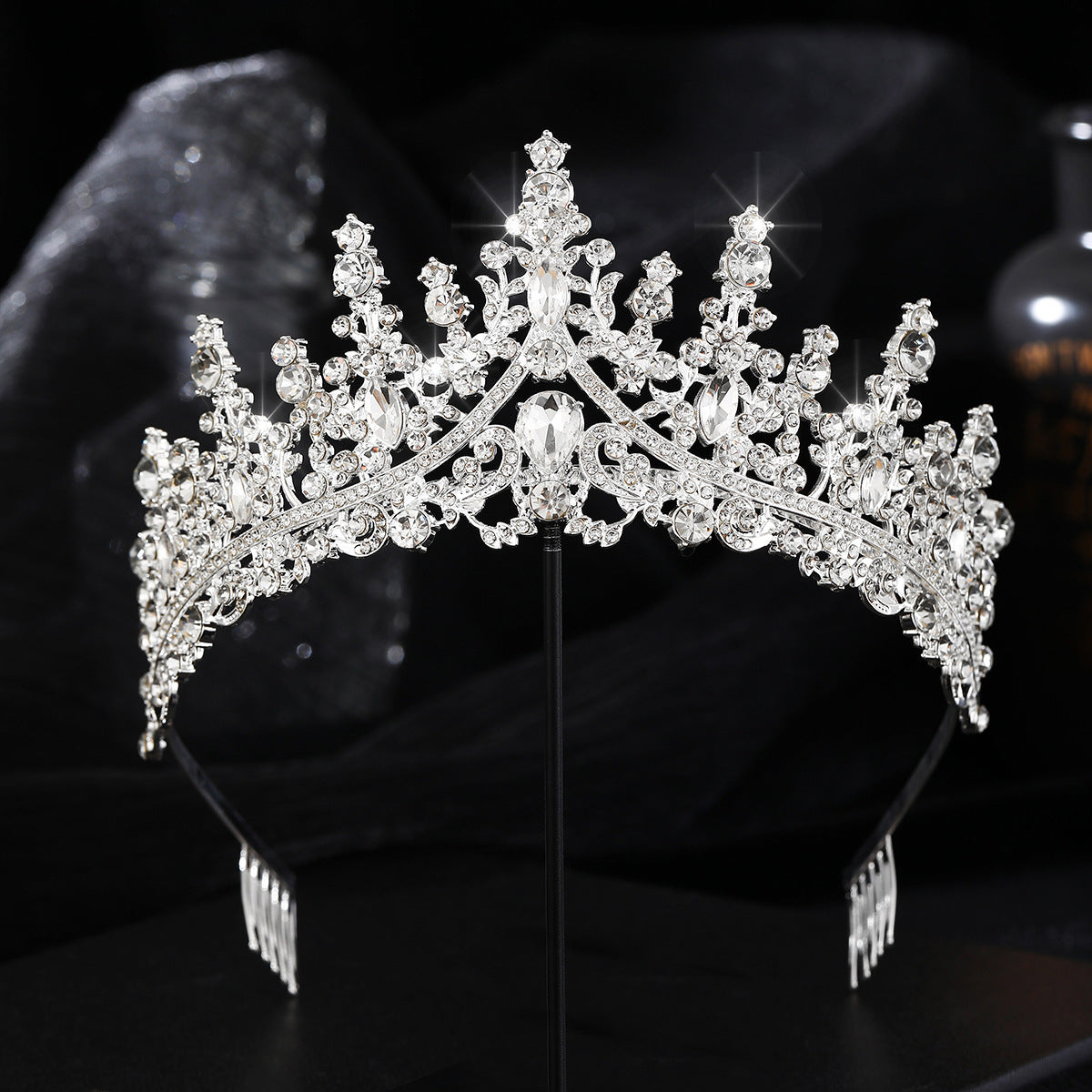 Women's Embellished Tiara Kalsten