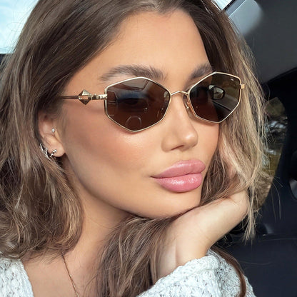 Women's geometric sunglasses with protective UV filter and high-end metal frame Karnz