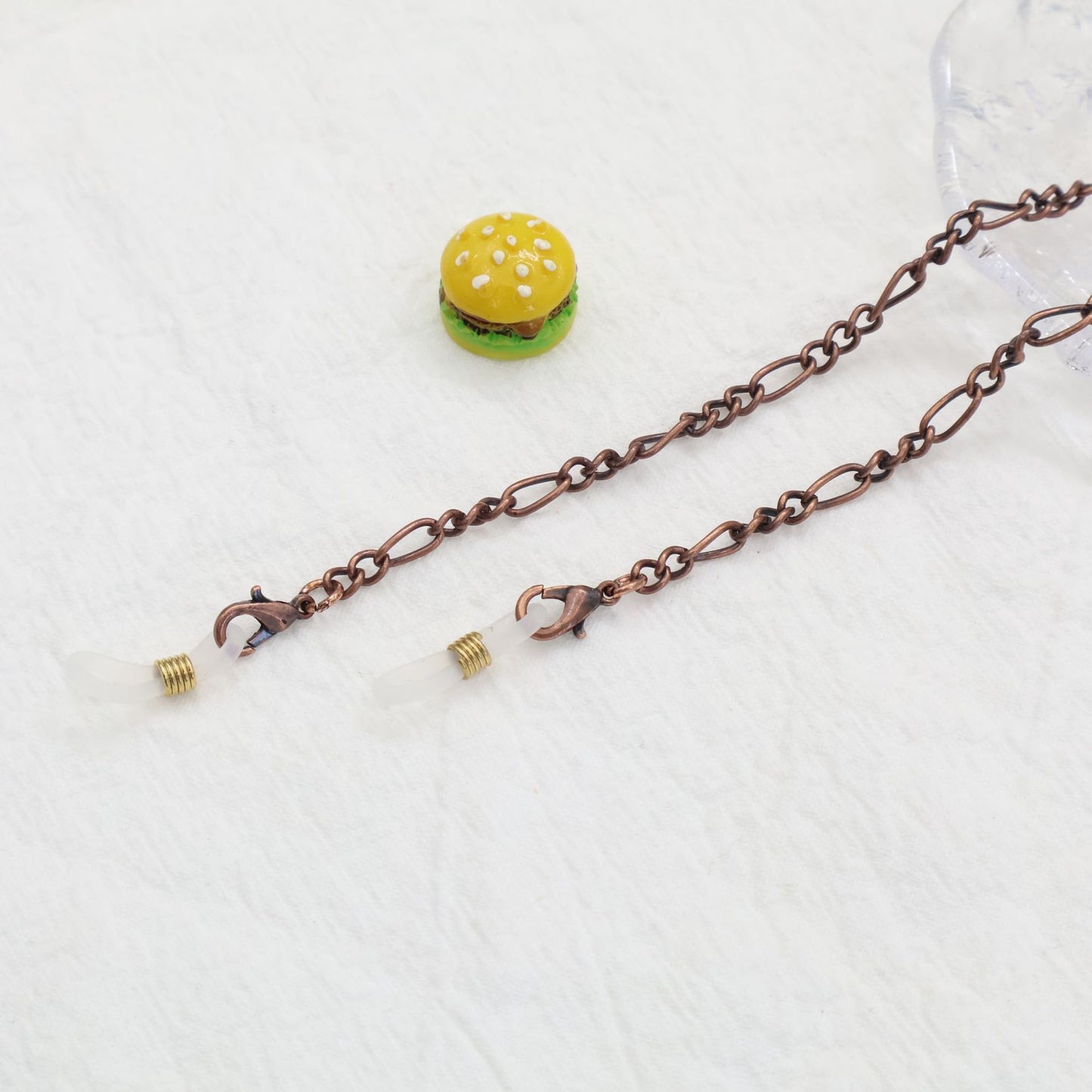 Modern Eyewear Chain Acalora