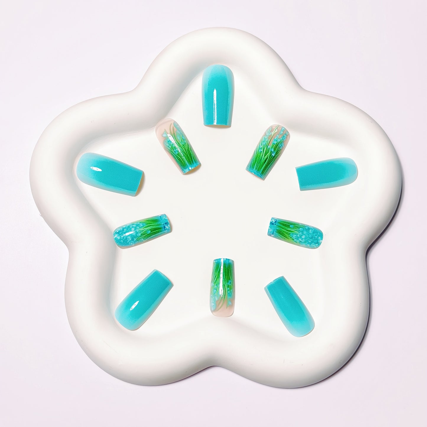 Artistic 3D Floral Nail Art Acalora