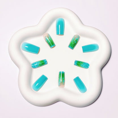 Artistic 3D Floral Nail Art Acalora