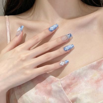 Decorative Press-On Nail Art Set with Floral and Gemstone Details Acalora
