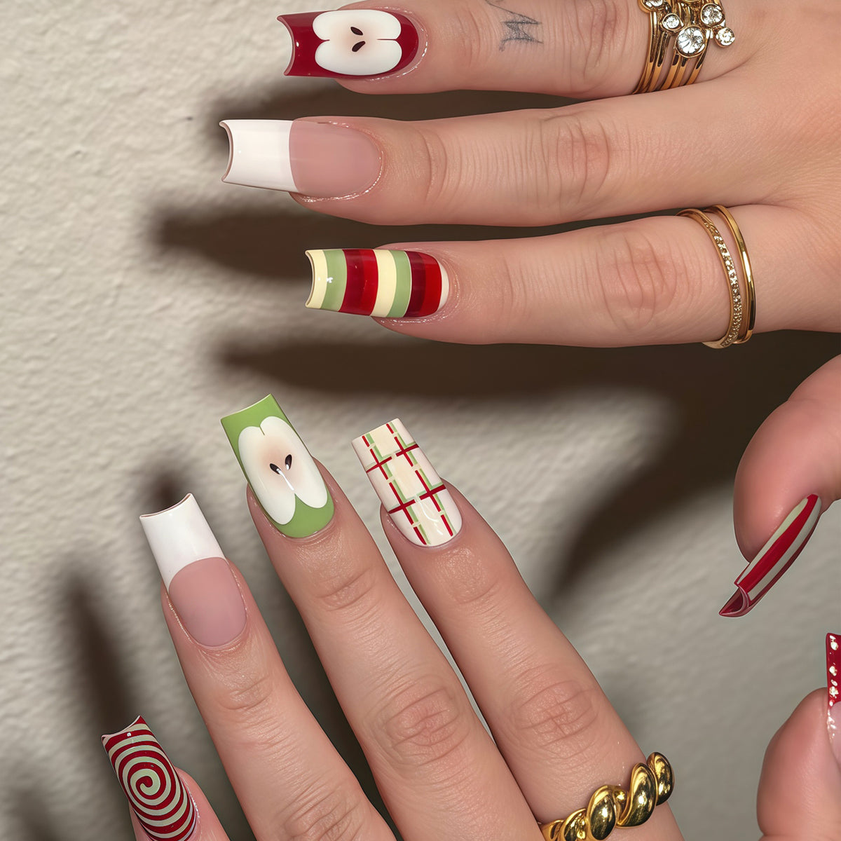 Decorative Long Press-On Nail Art Tips Acalora