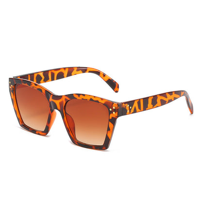 Women's Large Fashionable Sunglasses Skanto