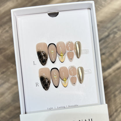 Reusable Stiletto Nail Art Set with Star and Gold Accents Acalora