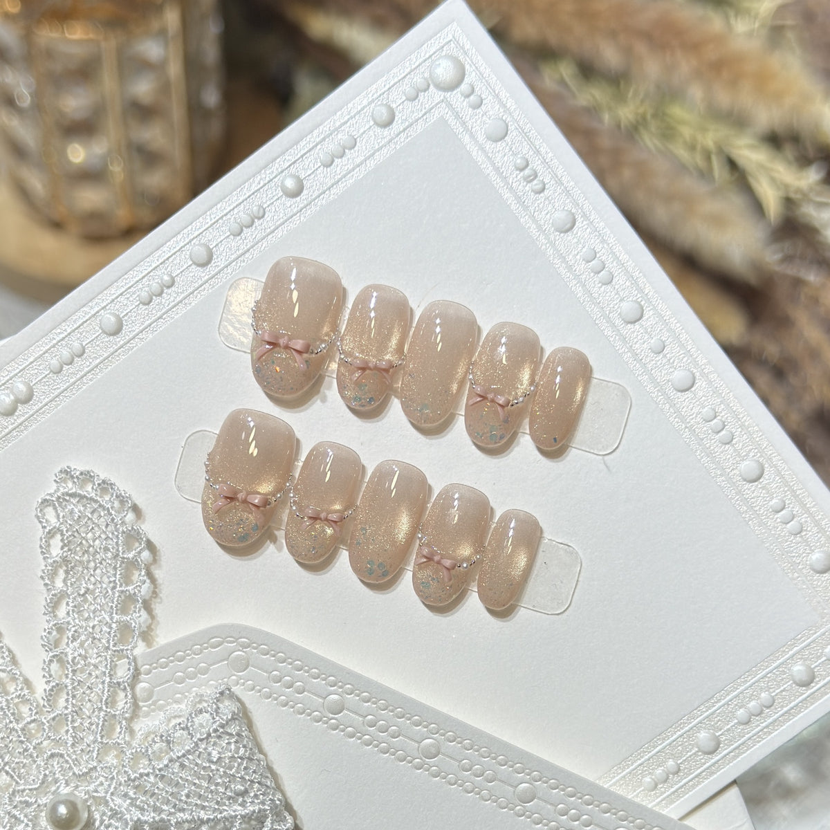Press-On Nail Art Set with Elegant Bow Accents Acalora